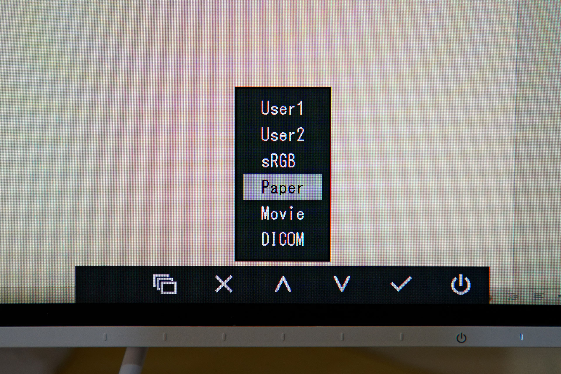 Paper mode cuts blue light to minimize adverse effects on your eyes.